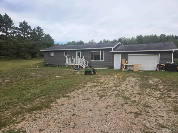 N1484 Ball Rd, Vulcan, MI 49892