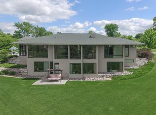 2273 Fox Den Ct, De Pere, WI 54115