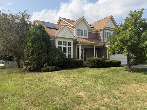 3590 Fairfax Ct E, Aurora, IL 60504