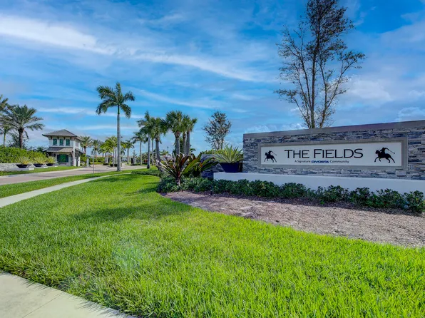8324 Pedigree Cir, Lake Worth, FL 33467