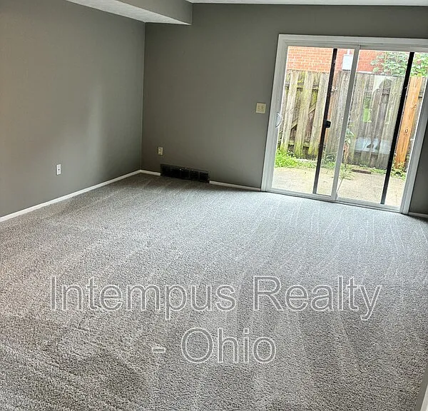 21 King Arthur Ct — Photo 9