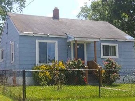 2nd image of 3306 Peronne Ave