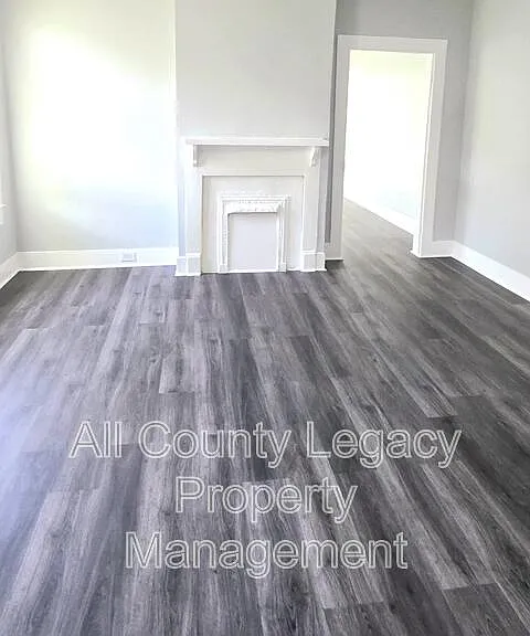31 Ivy St #B — Photo 2