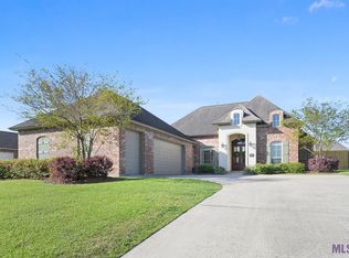 41205 Toledo Ave, Gonzales, LA 70737