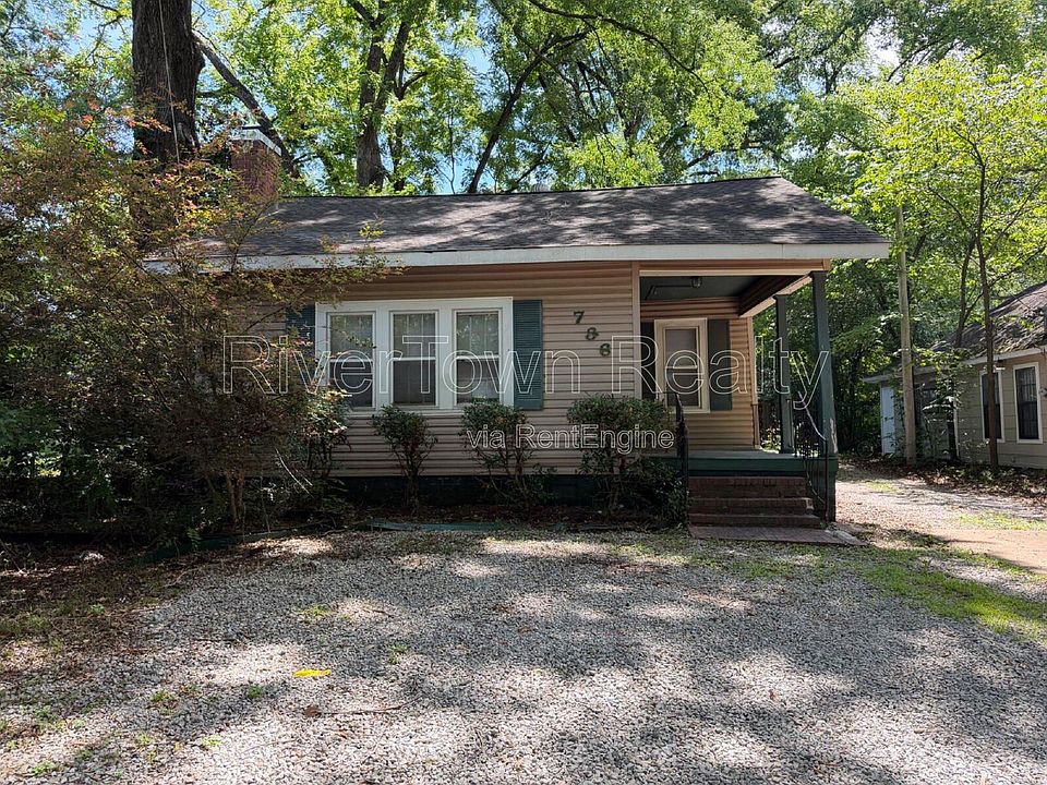 1st image of 736 Echles St
