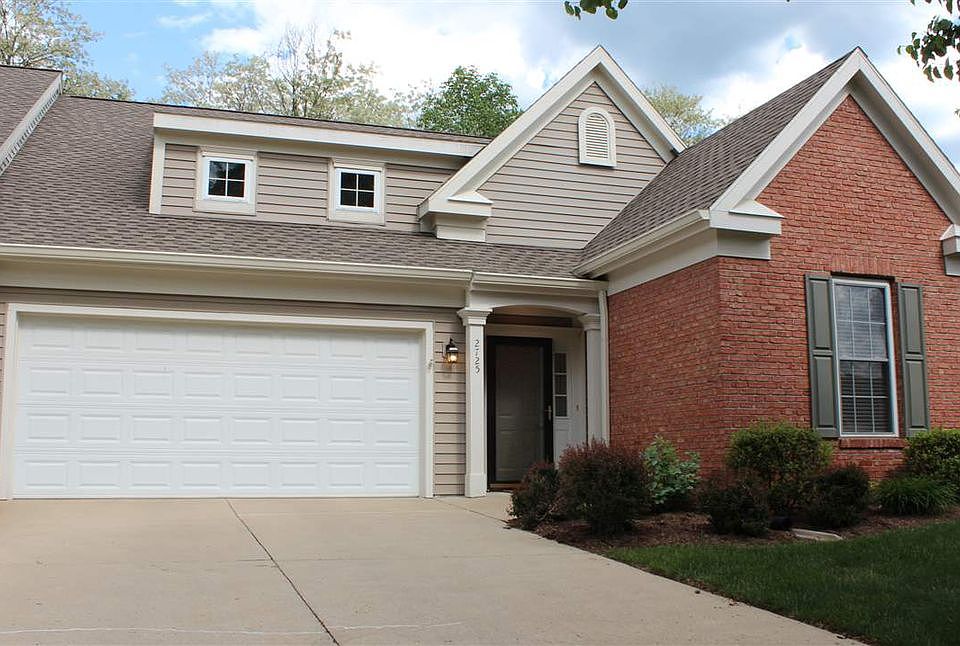 1st image of 2725 S Silver Creek Dr