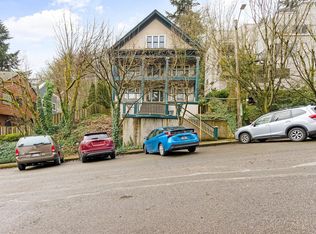 1314 SW Hall St #A, Portland, OR 97201