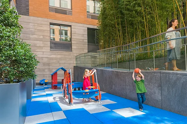 Rented by Gotham Organization | media 37