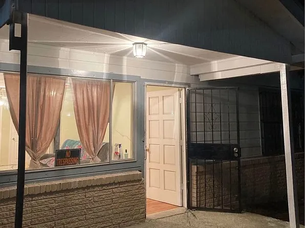 325 W Joe D Garcia 7th Ave, Elsa, TX 78543