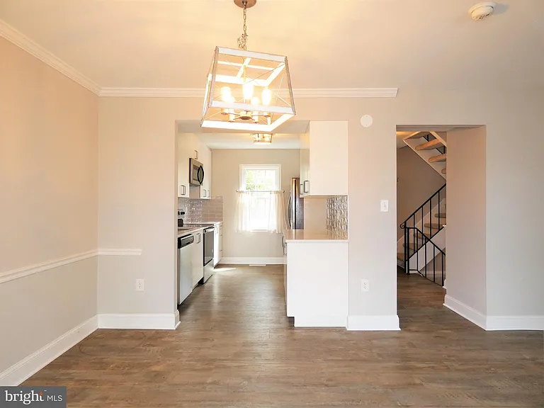 4128 Hamlin Ct — Photo 28