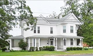 1st image of 207 N Caswell St