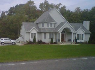 2590 E River Rd, Grand Island, NY 14072