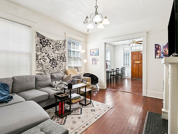 4th image of 1409 Pine St Unit A