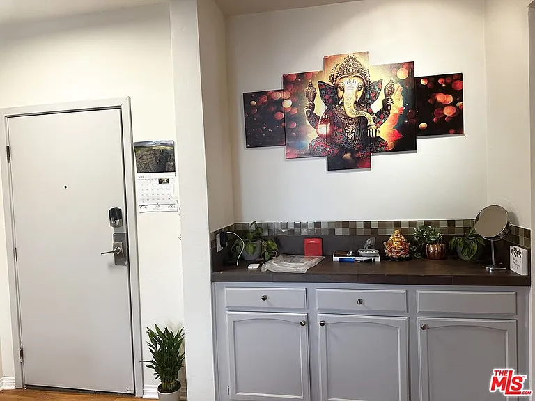 1812 Overland Ave #105 — Photo 3
