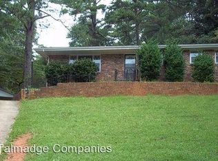 328 Colchester Dr, Stone Mountain, GA 30088