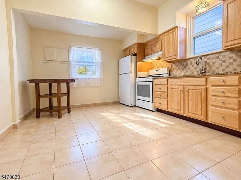1 bed, $1,800 — Photo 4
