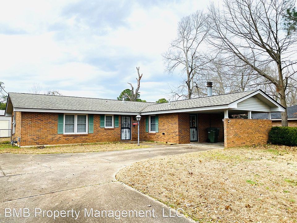 1st image of 750 Forestdale Dr