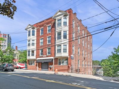 72 River St APT 7, Haverhill, MA, 01832