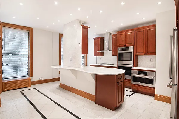 Rented by WAM Partners - William Moses Co. | media 36