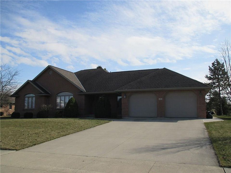 1st image of 29 Canterbury Dr