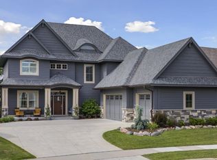 6302 Coteau Trl, Eden Prairie, MN 55344