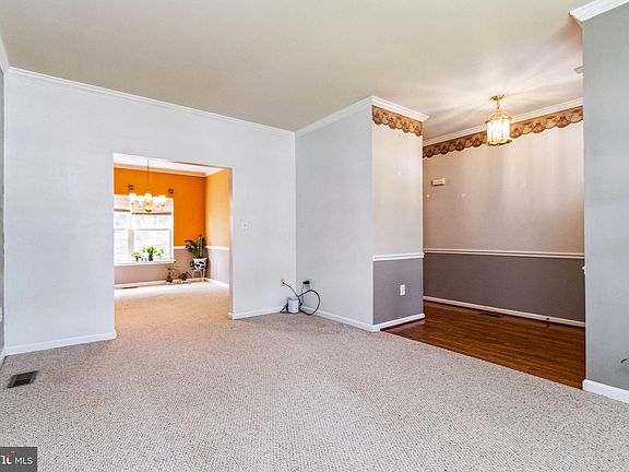 3rd image of 5 Candleridge Ct