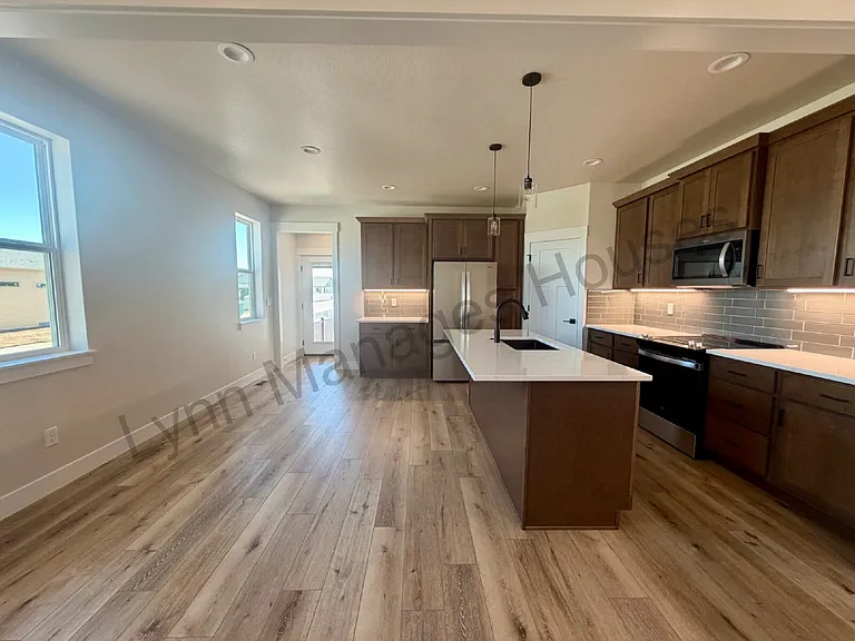 4000 Arrowhead Trl — Photo 16