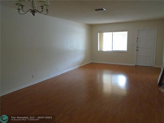 4th image of 5100 NE 22nd Ave