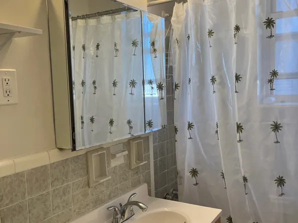 133 Beach 120th Street image 8 of 8