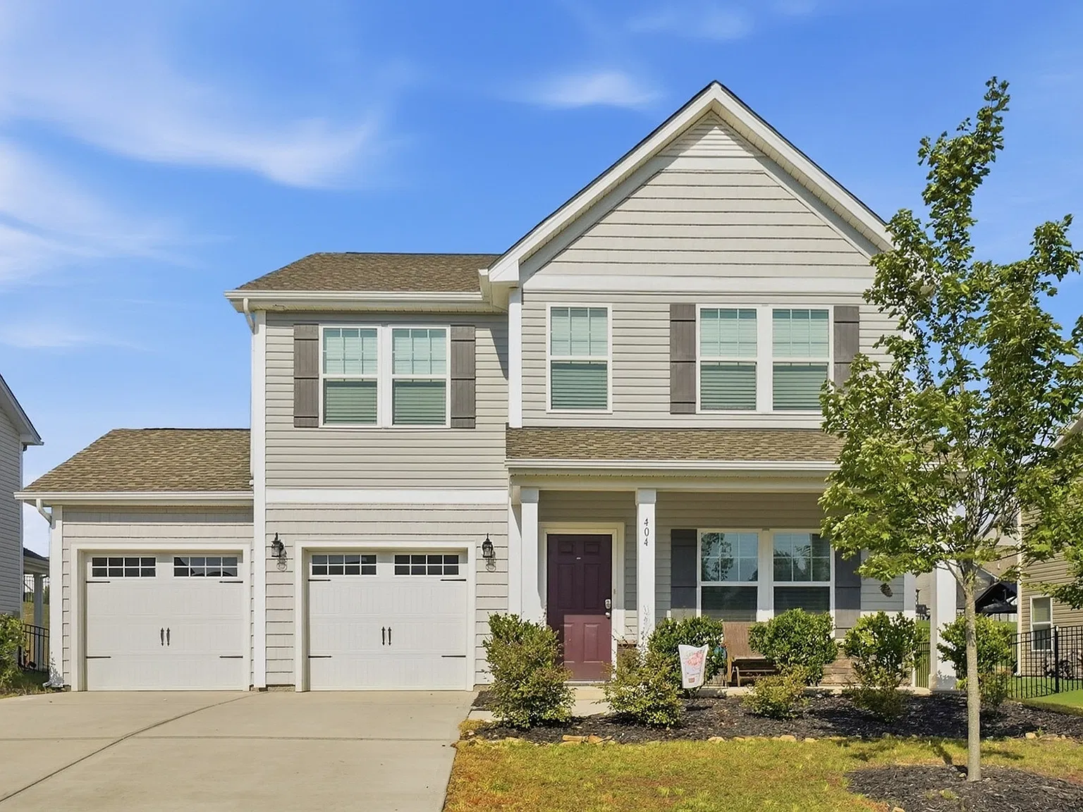 3 bed, 2527 sqft, $2,200 — Photo 1