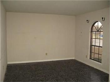 4th image of 7931 Salge Dr