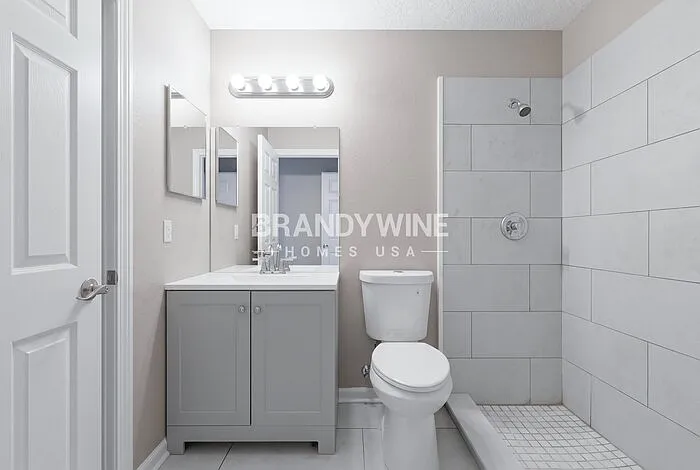 2406 S Lake Ave — Photo 12