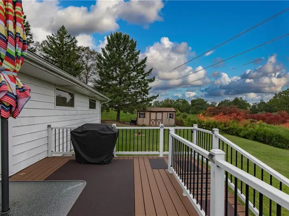 415 S Hokendauqua Dr, Northampton, PA 18067