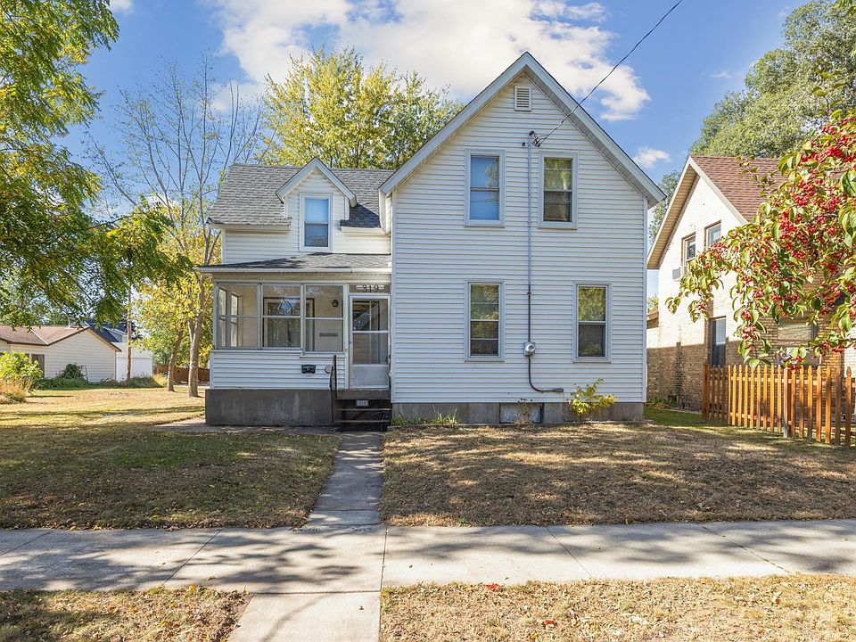 1st image of 319 19 1/2 Ave N