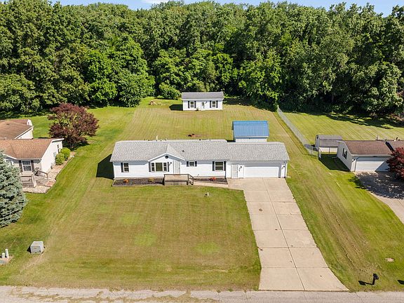 3rd image of 1351 E Colonial Dr
