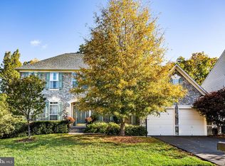 1005 Savoy Pl, Fredericksburg, VA 22401