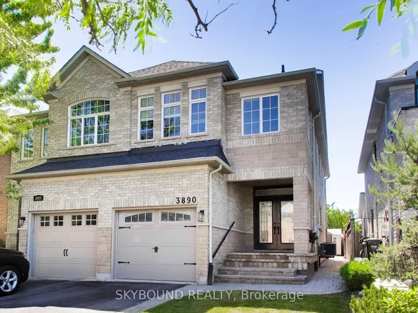 3890 McDowell Dr, Mississauga, ON L5M 6P2