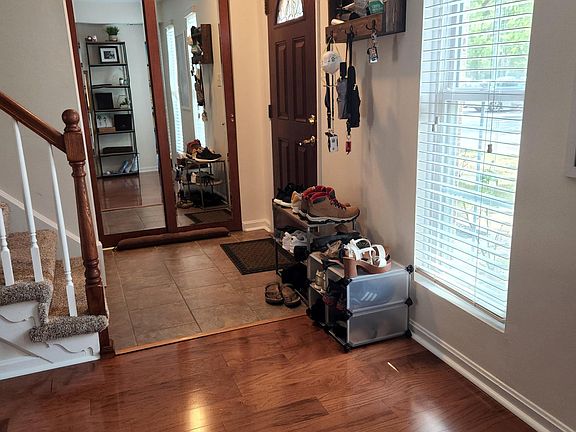 2nd image of 6337 Gildar St