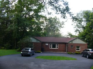 5275 Glenbrook Rd, Stroudsburg, PA 18360