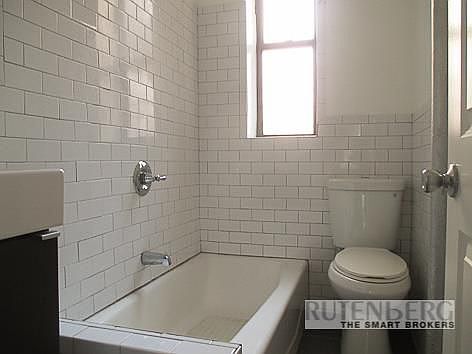 2nd image of 425 Grand Ave APT D1