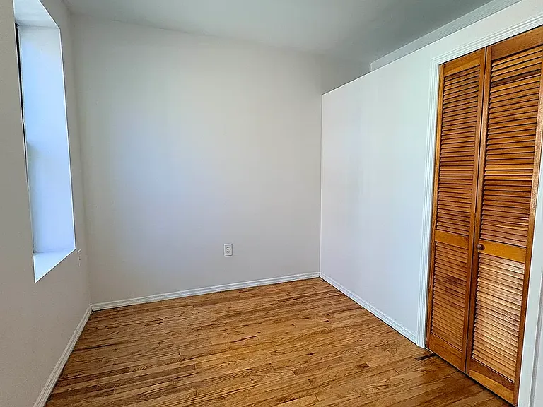 183 Mott St #4D — Photo 4