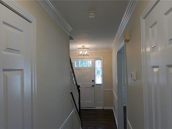 4th image of 1890 Pennistone Way