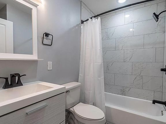 4th image of 3936 Haverford Ave #6