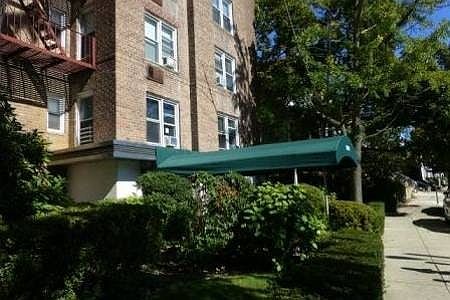 1st image of 13921 86th Ave APT 2G
