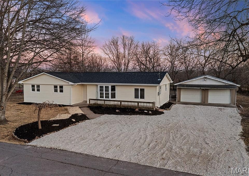 1st image of 801 Halifax Rd