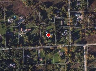4883 E Allen Rd, Howell, MI 48855