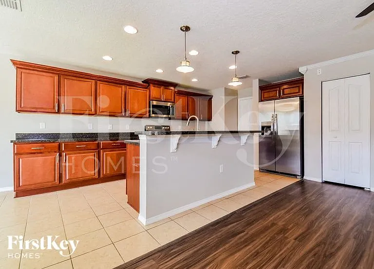 13509 Laranja St — Photo 5