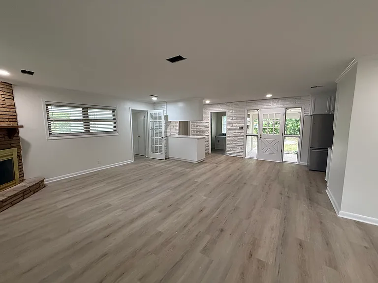 1732 Forest Creek Rd — Photo 5