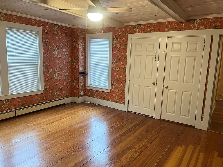 58 Washington St #D — Photo 8