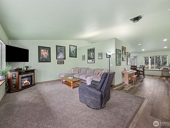 3rd image of 7510 191st Avenue SW